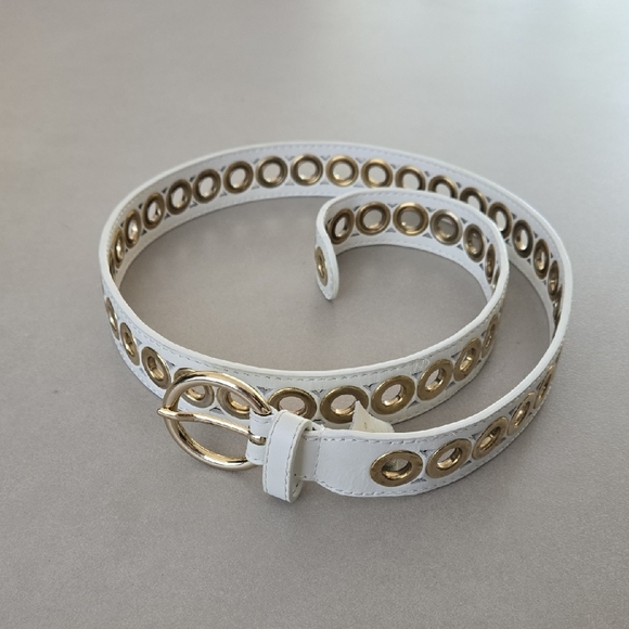 Sandro Adelia White Leathet Belt With Gold Eyelet Embellishments